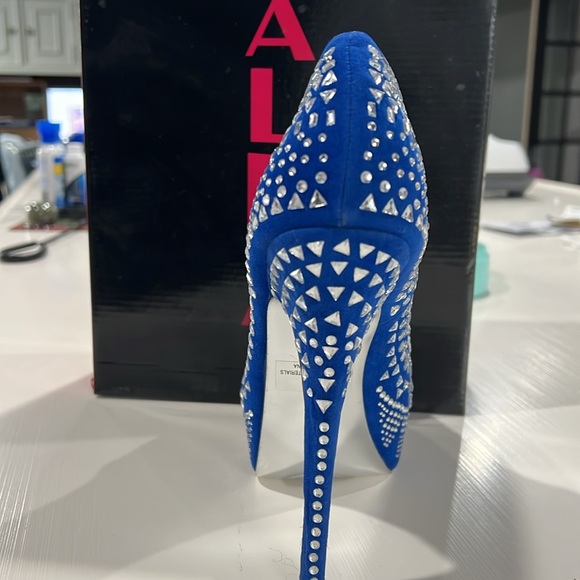 Alba blue mirrored stiletto heel size 8.5 NIB - Picture 7 of 7